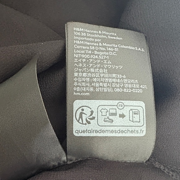 H&M Classic Black Long Sleeved Shirt in Size Small - Picture 11 of 11